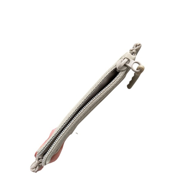 Lululemon Gray Zippered Pouch - Picture 4 of 5